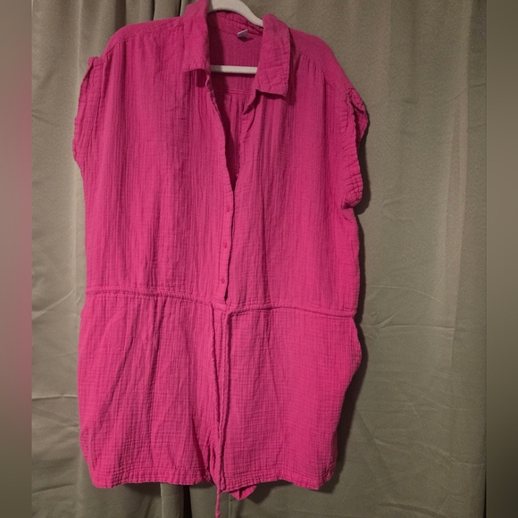 Old Navy Crinkle Gauze Romper. XXL - Picture 2 of 2